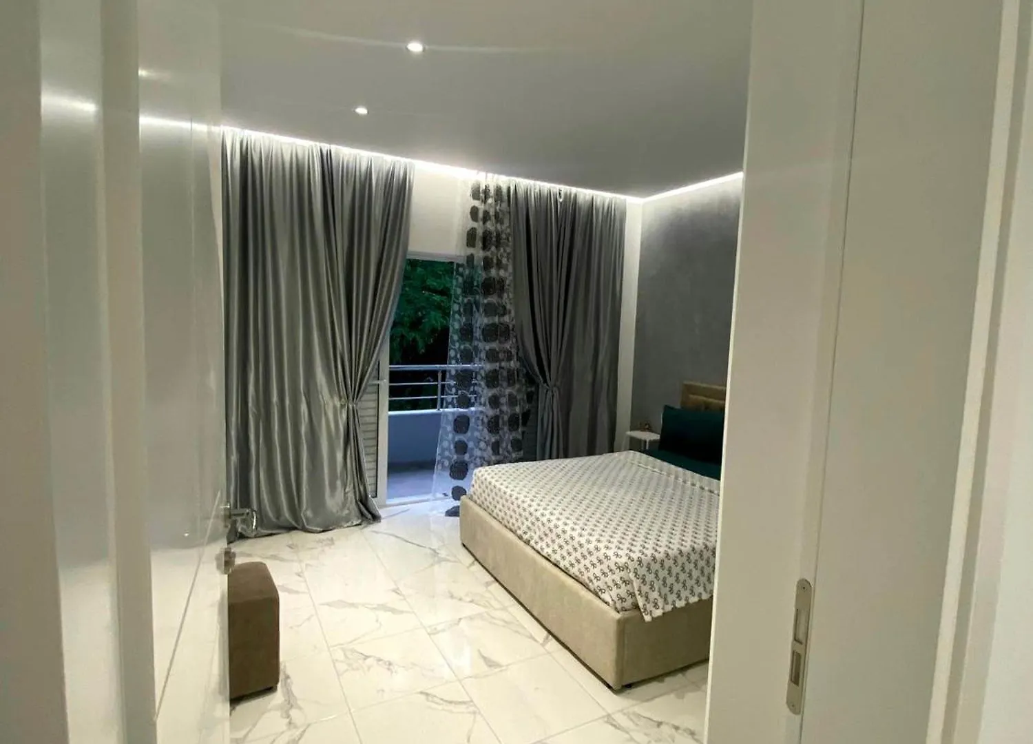 דירה סרנדה Beni 'S Apartments